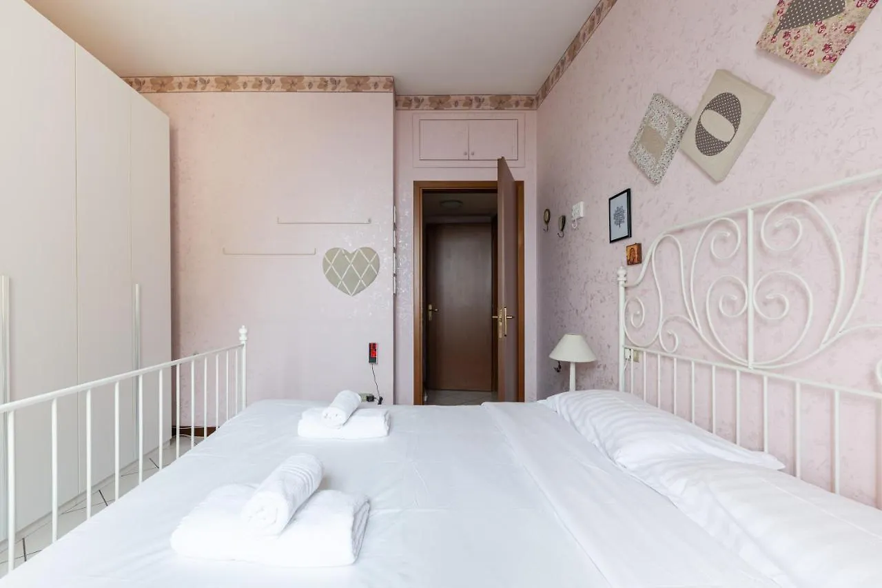 Апартаменты Bnbutler Torelli - Grazioso E Luminoso Bilocale Милан Италия
